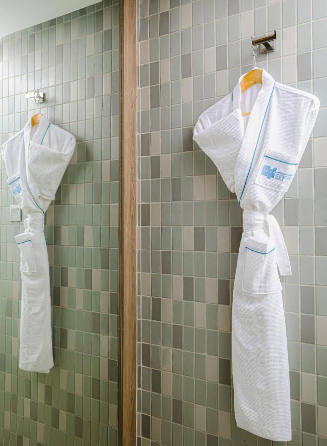 Ewaa Express Hotel - Al Jouf サカーカ エクステリア 写真